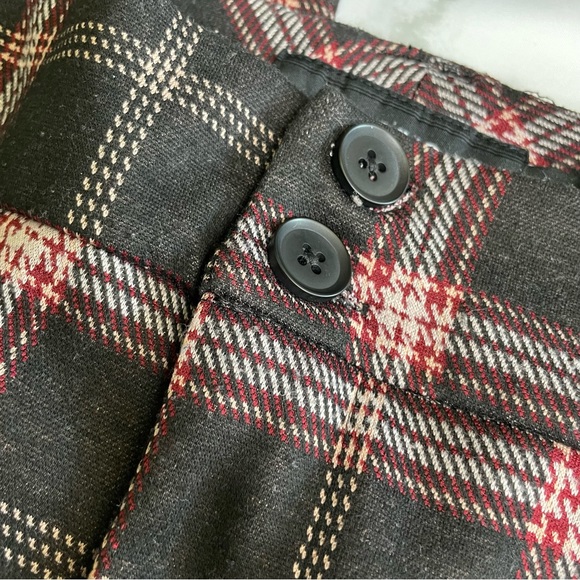 Torrid Plaid cropped pant 26 - Picture 9 of 11